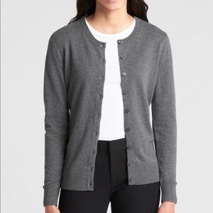 GAP Crewneck Cardigan Sweater